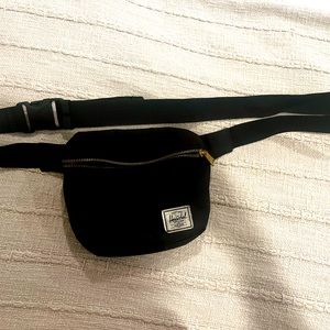 Herschel fanny pack side bag